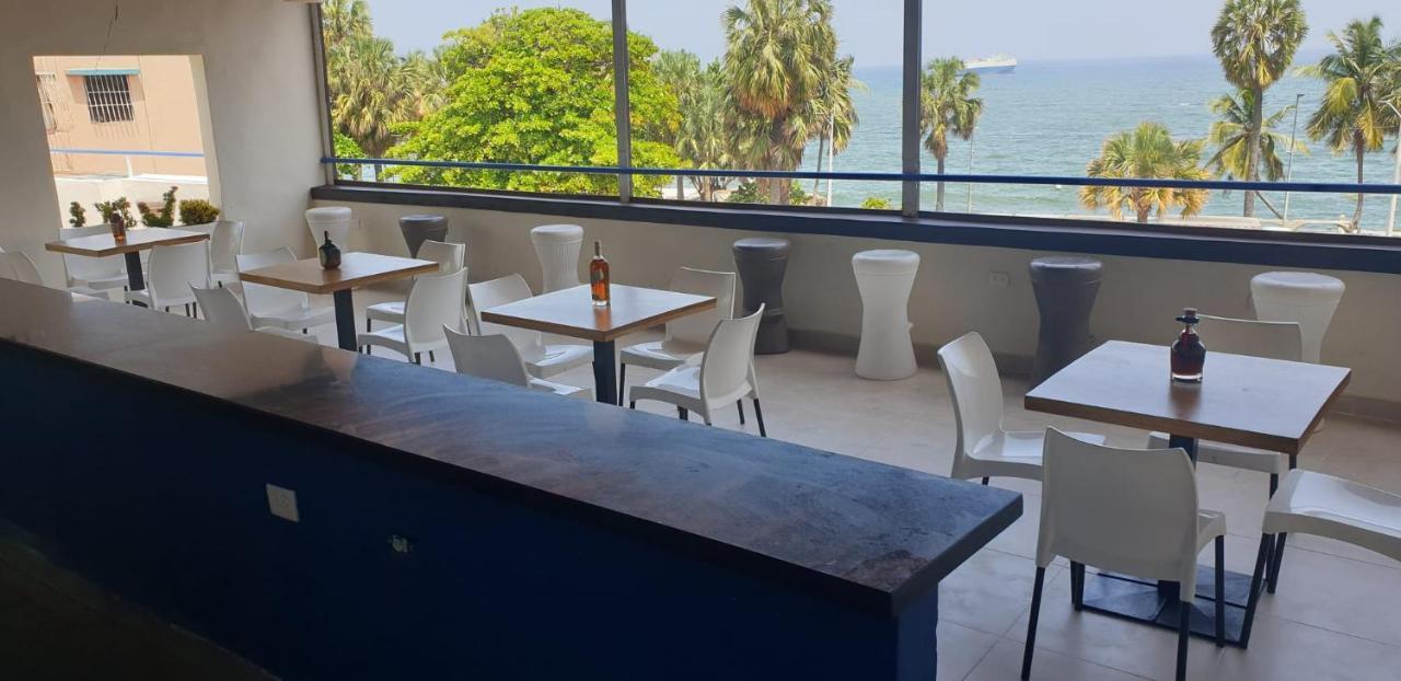Hotel Blue Malecon Santo Domingo Bagian luar foto