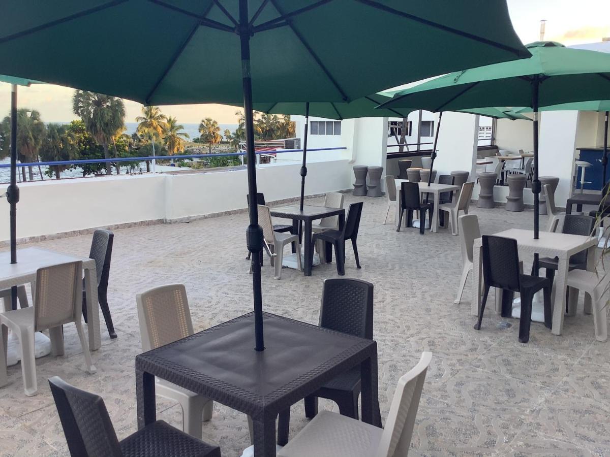 Hotel Blue Malecon Santo Domingo Bagian luar foto